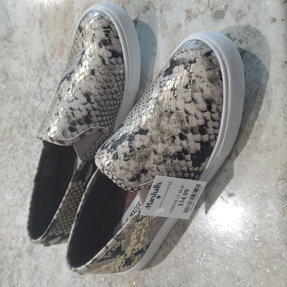 Steve Madden Shoes size 8